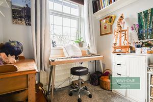 Photo 12- click for photo gallery